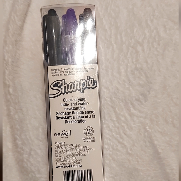 Sharpie Permanent Markers, 21 Count New Never Open Box - Picture 2 of 2